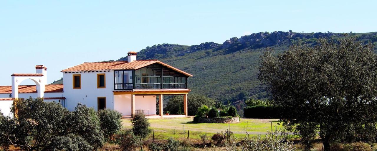 Casa Rural La Sierra De Monfraguee Malpartida De Plasencia Exterior photo
